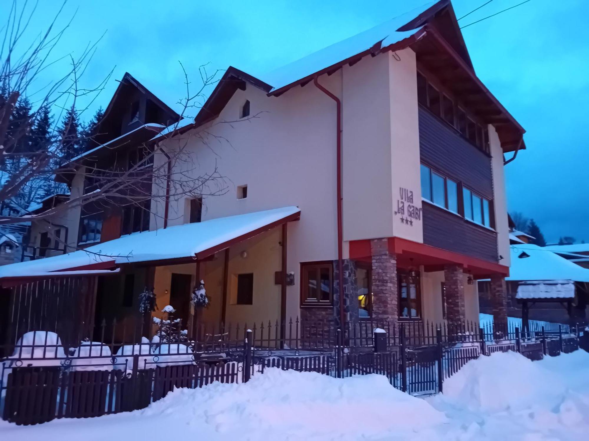 Villa La Gabi Azuga Esterno foto